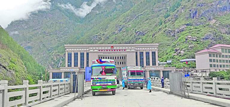 गोसाइँकुण्ड गाउँपालिकामा रसुवागढी नाका पुनः सञ्चालन