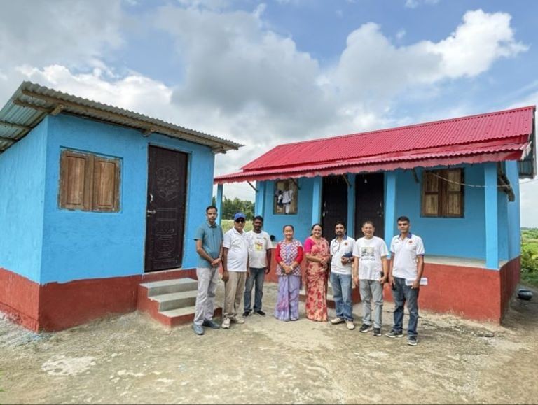 कानेपोखरी गाउँपालिकाद्वारा १२२ विपन्न परिवारलाई पक्की घर हस्तान्तरण