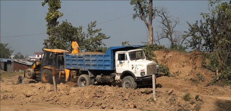 गोदावरी नगरपालिकामा सामुदायिक वनको माटो अवैध बिक्री
