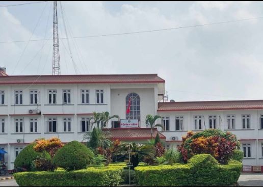 झापाको मेचीनगर नगरपालिका–११ मा विद्युतीय घेराबारको प्रयोग