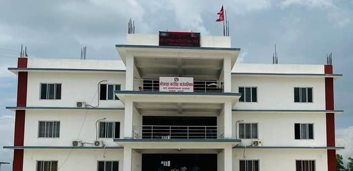 भोक्राहा नरसिंह गाउँपालिका–३ मा बस र माइक्रोबस ठोक्किँदा पाँचको मृत्यु, २३ घाइते