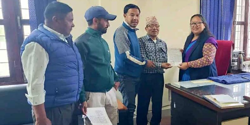 घोराही उपमहानगरपालिकामा सडक स्तरोन्नतिको माग तीव्र, स्थानीयद्वारा ज्ञापनपत्र