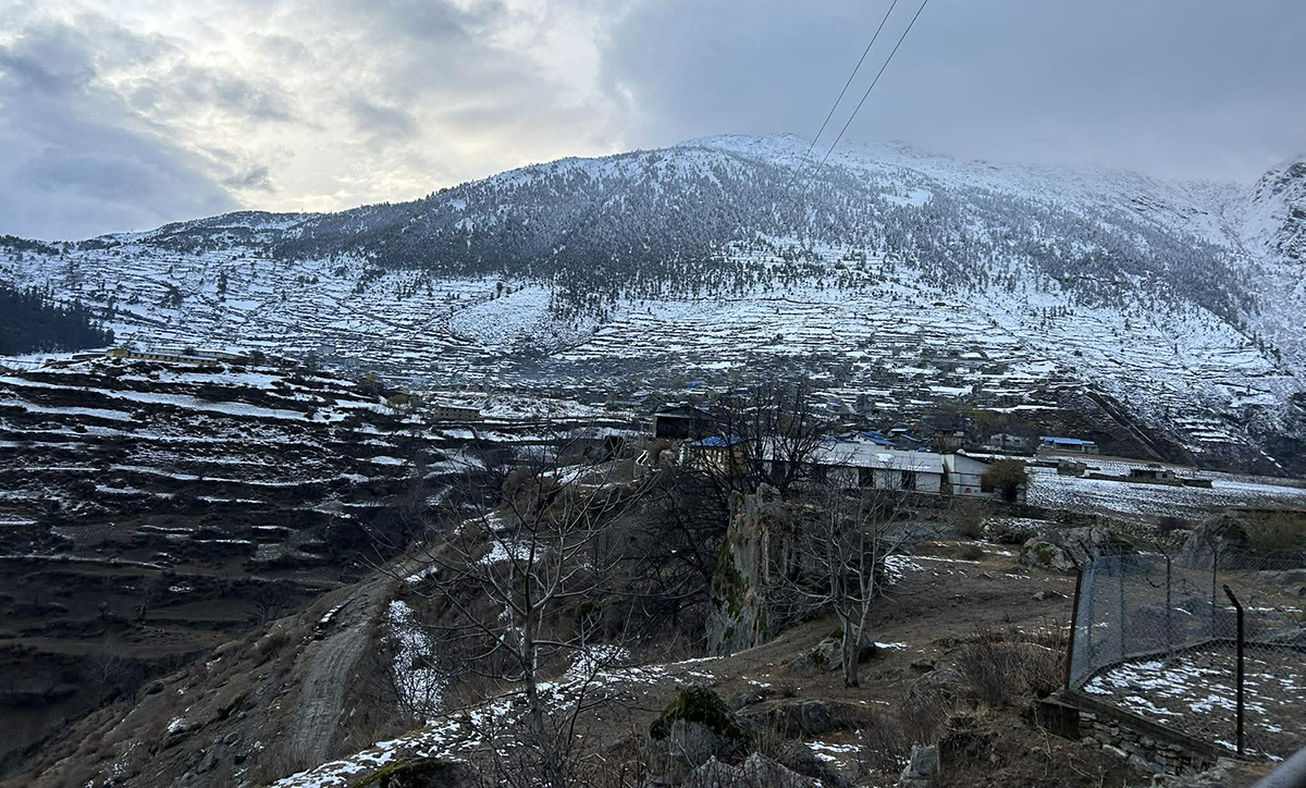 नाम्खा गाउँपालिकाका उच्च भेगमा हिमपात, मौसमले हवाई सेवा प्रभावित